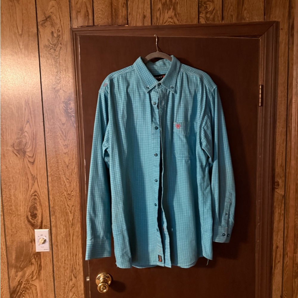 Ariat fr Men's Teal Checkered Button Down Shirt